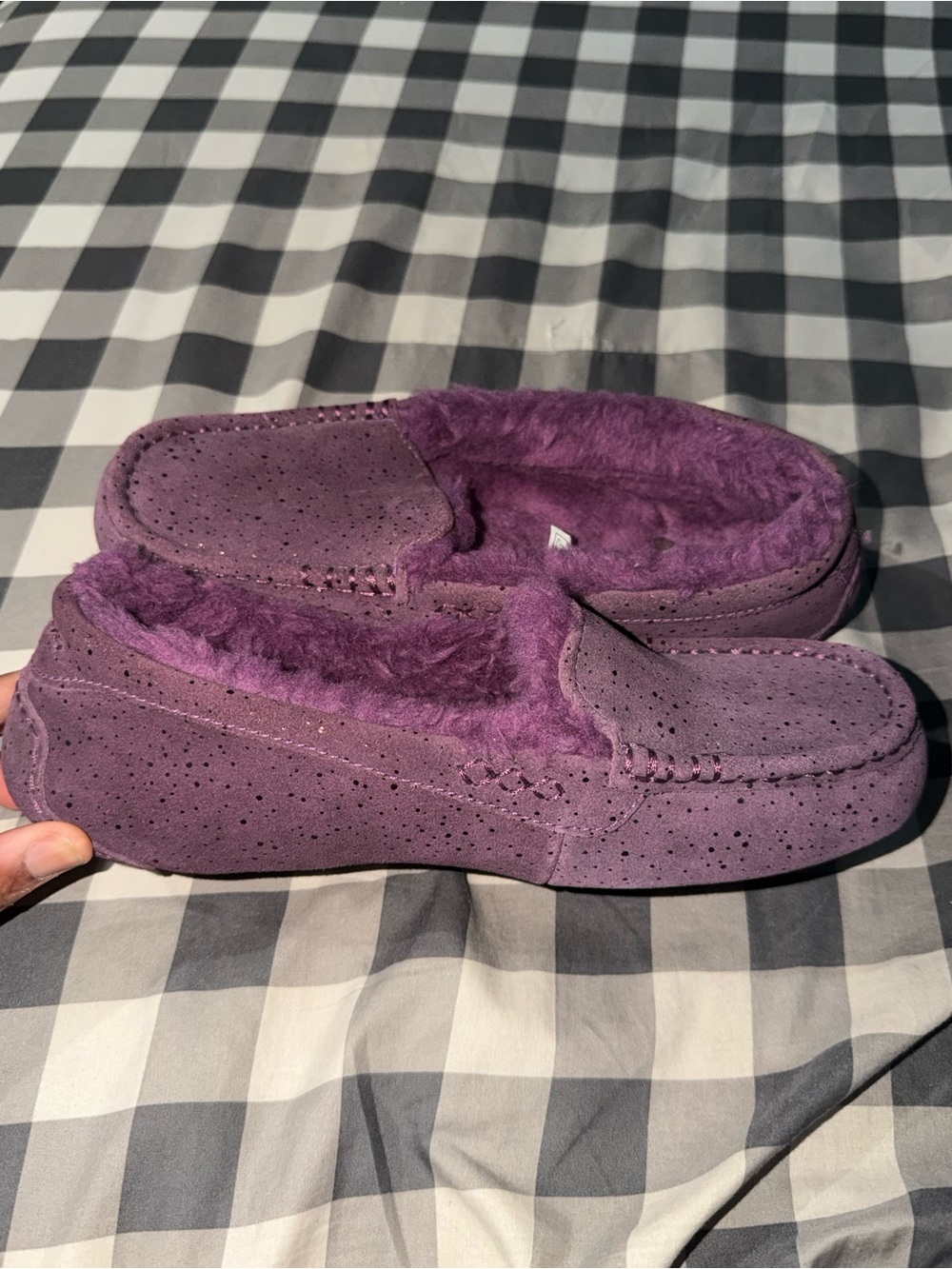 UGG Women's Ansley Metallic spot Moccasin Slippers - Picture 7 of 8